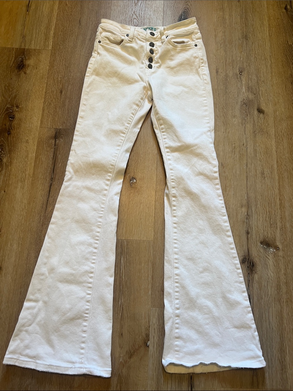 Rockin’ C Size 25 High-Rise Cream Flared Jeans